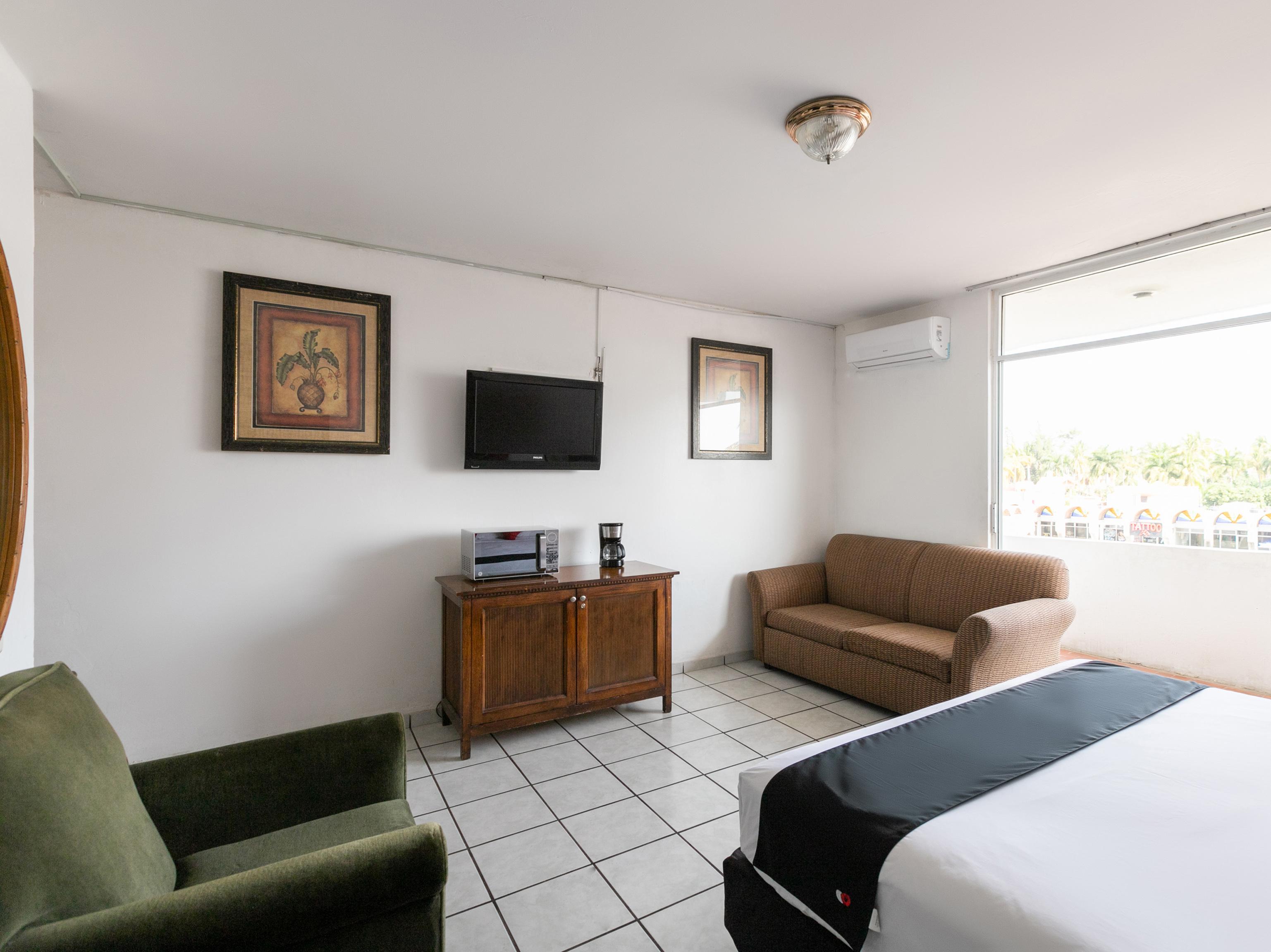 Capital O Zona Dorada Inn, Mazatlan Mazatlán Exterior foto